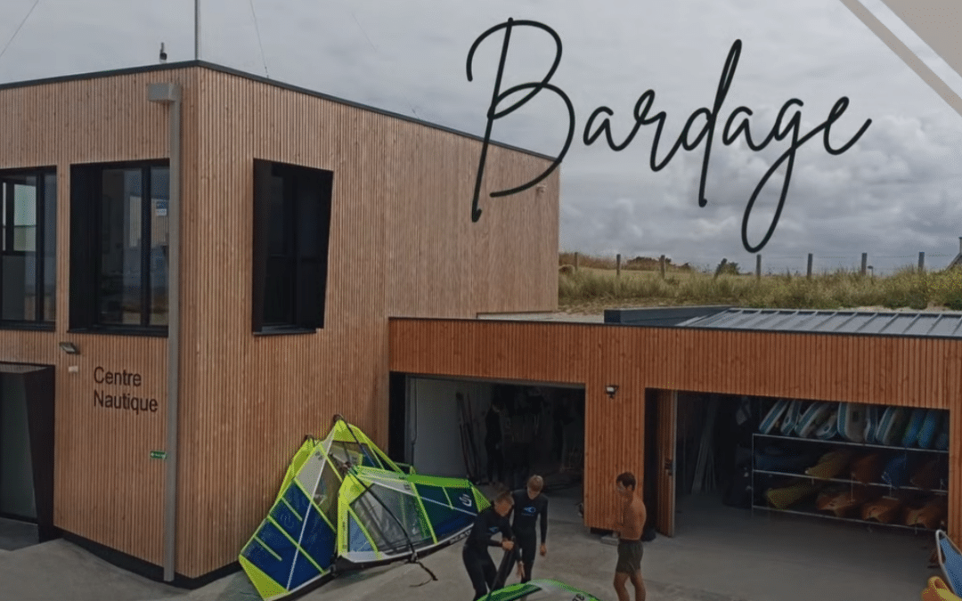 Bardage bois façade en Finistère : quel matériau résiste vraiment au climat breton ?