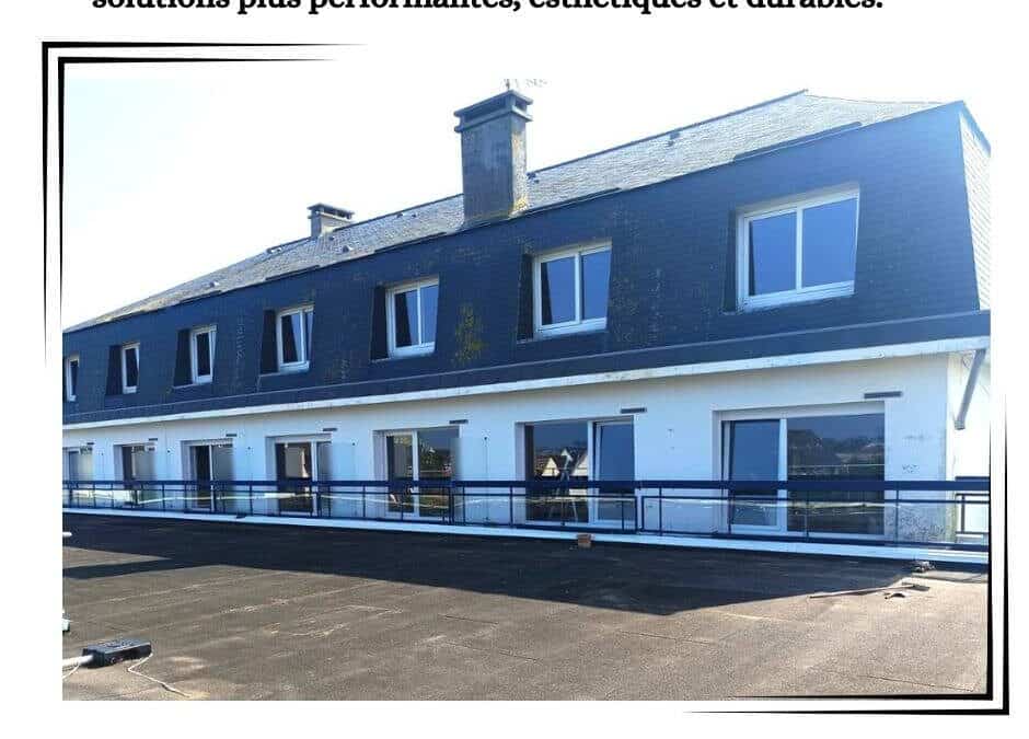 Rénovation hôtelière : menuiseries neuves et volets roulants solaires